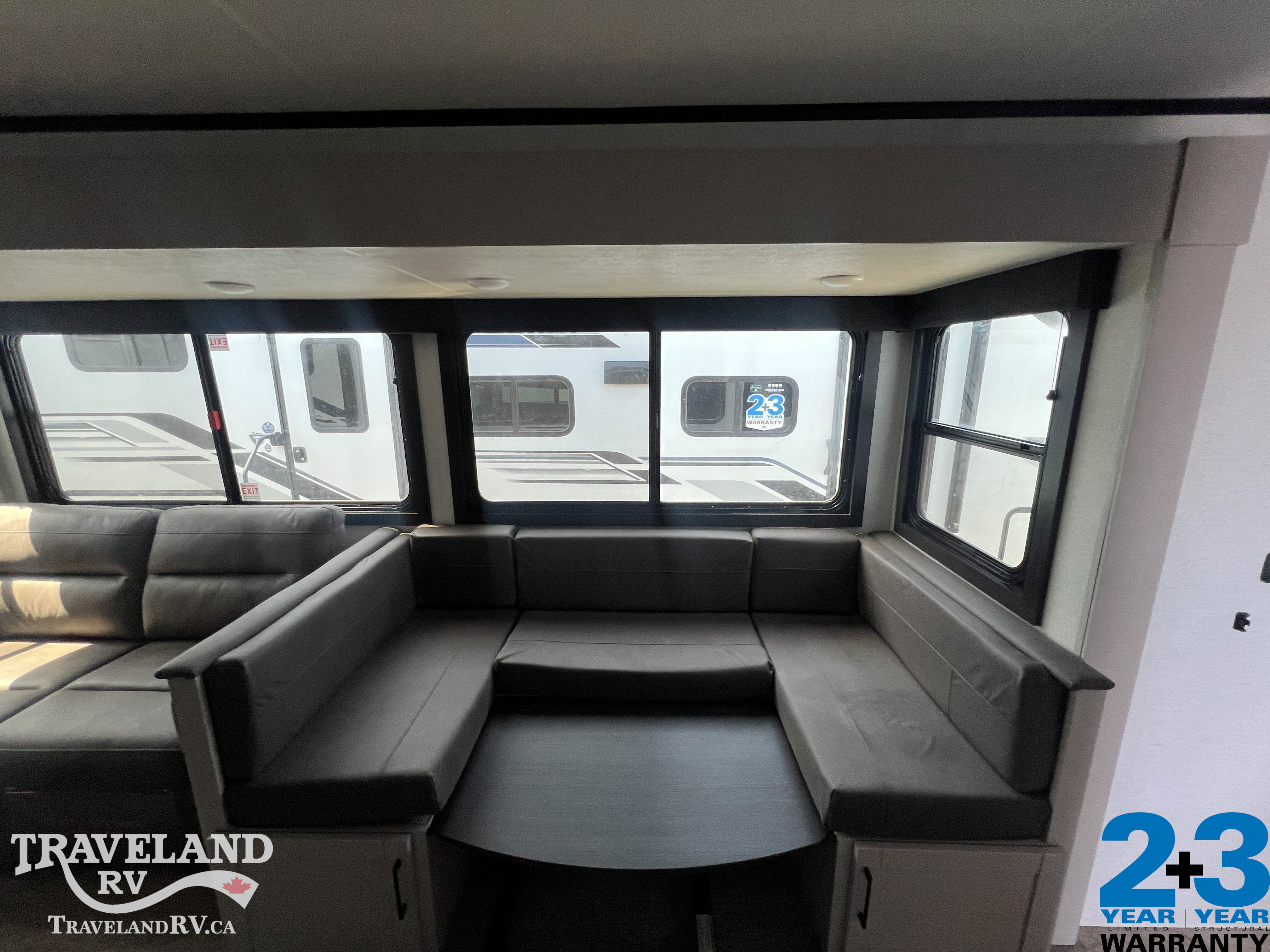 2026 Jayco Jay Feather 27BH - Image 10