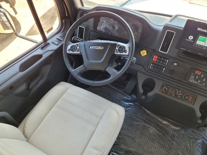 2026 Entegra Coach Accolade XL 37M - Image 5