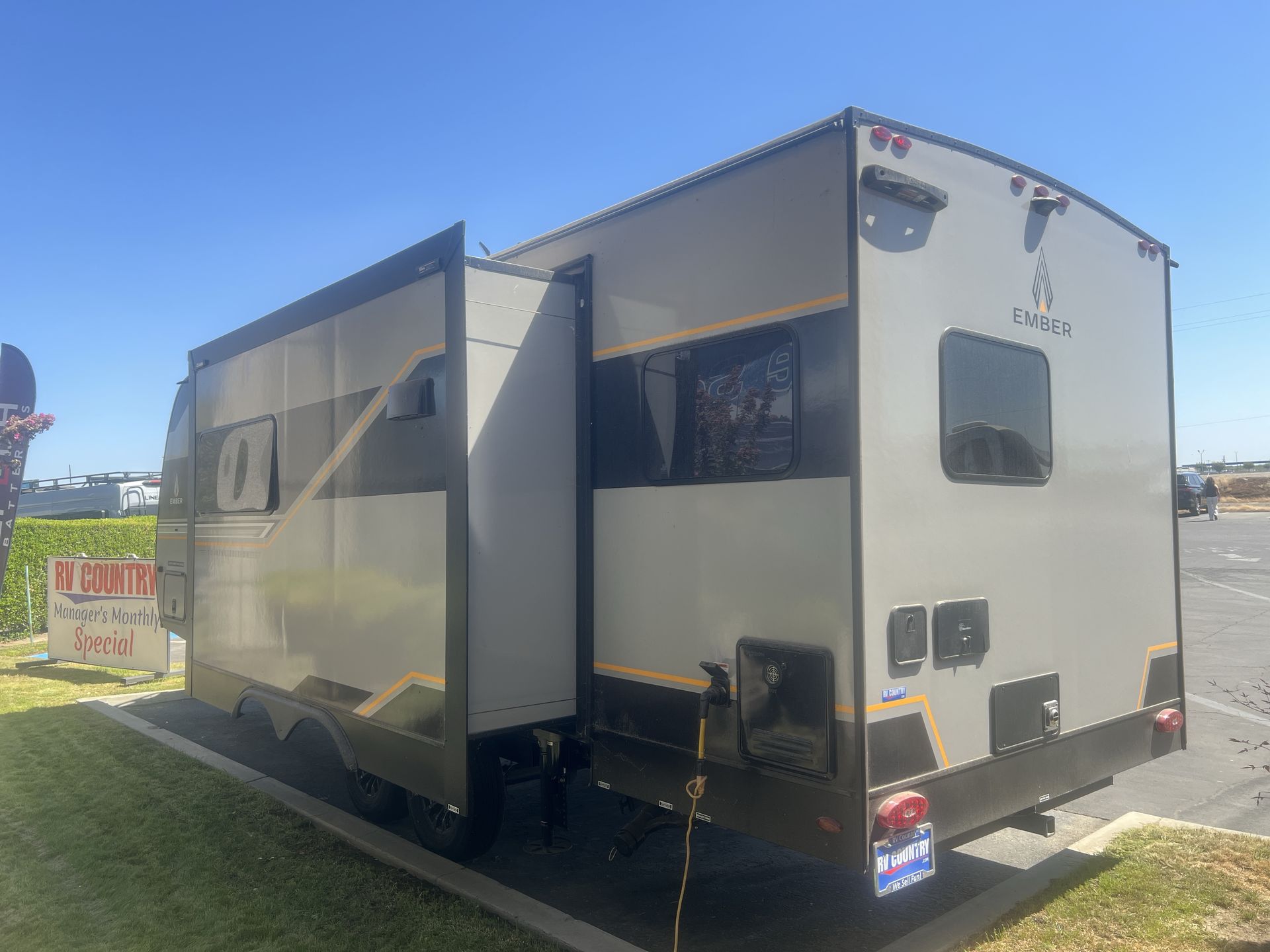 2027 Ember RV Touring Edition 2300MLL - Image 11