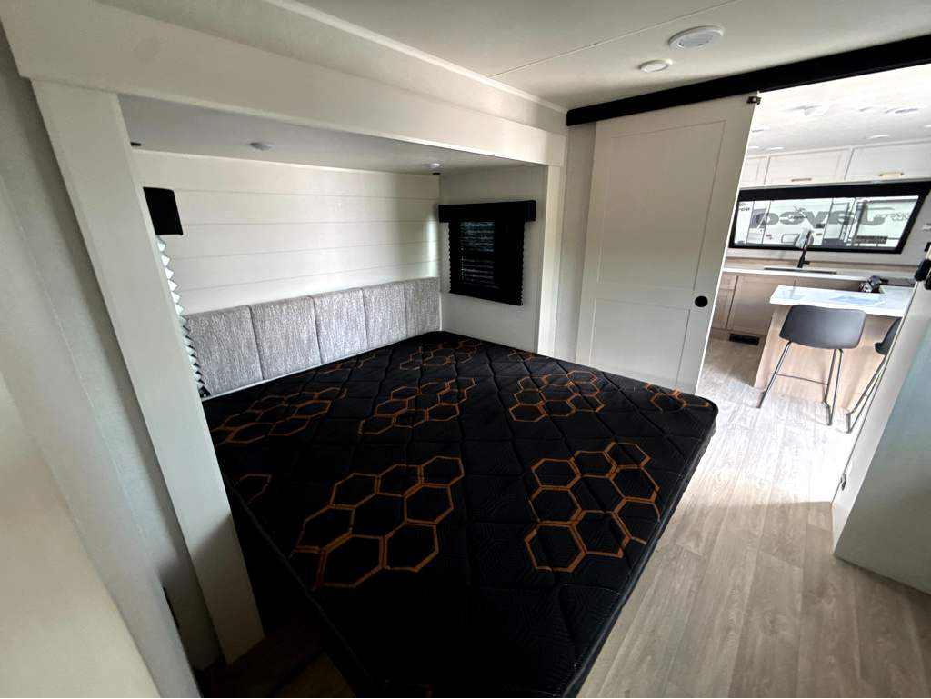 2027 JAYCO EAGLE 265FKDS - Image 11