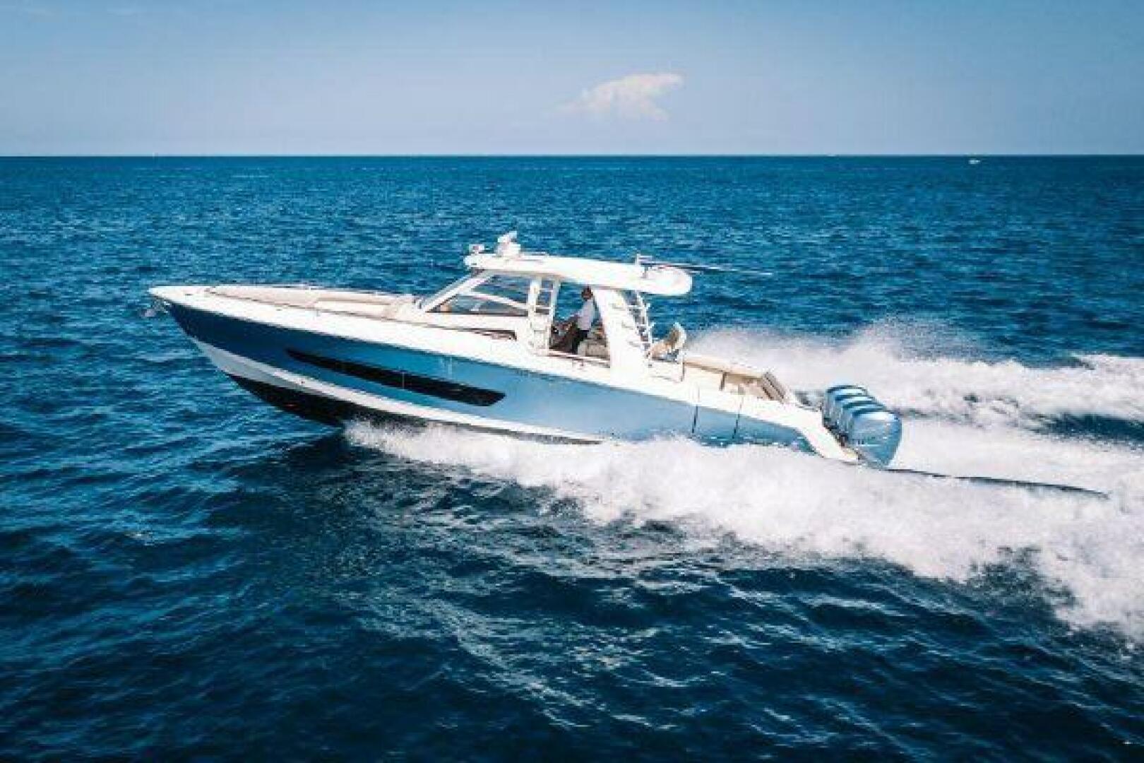 2017 Boston Whaler 42 Outrage - Image 4