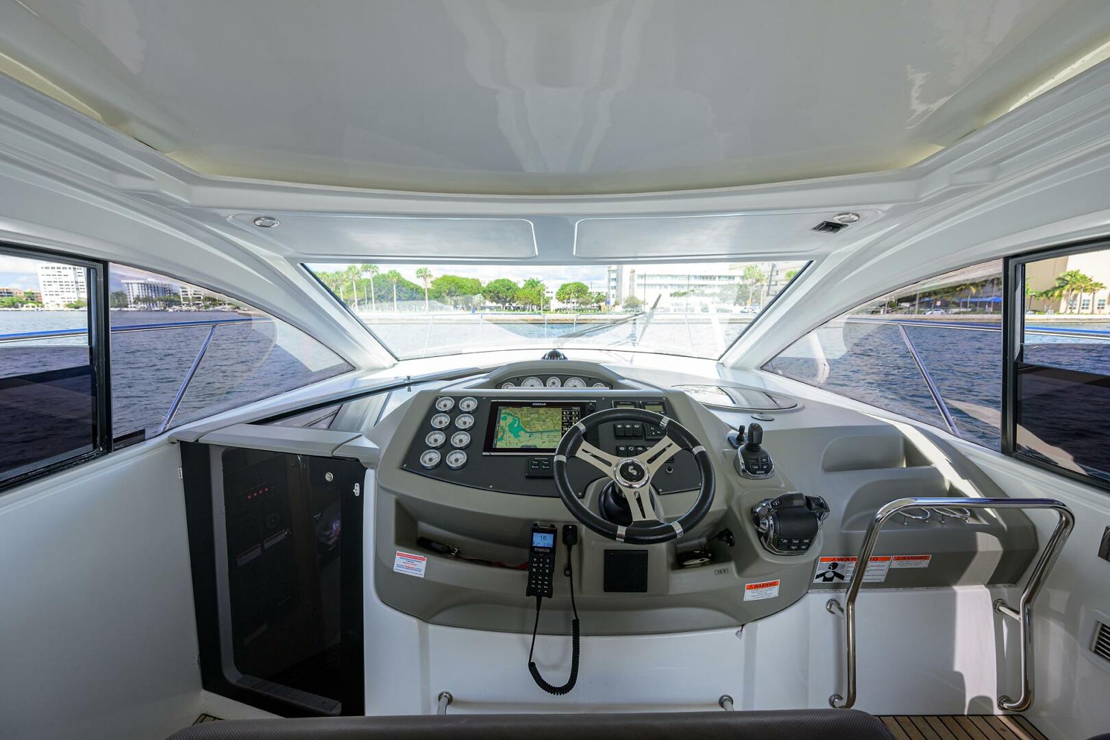 2003 Jupiter 31 Cuddy - Image 58