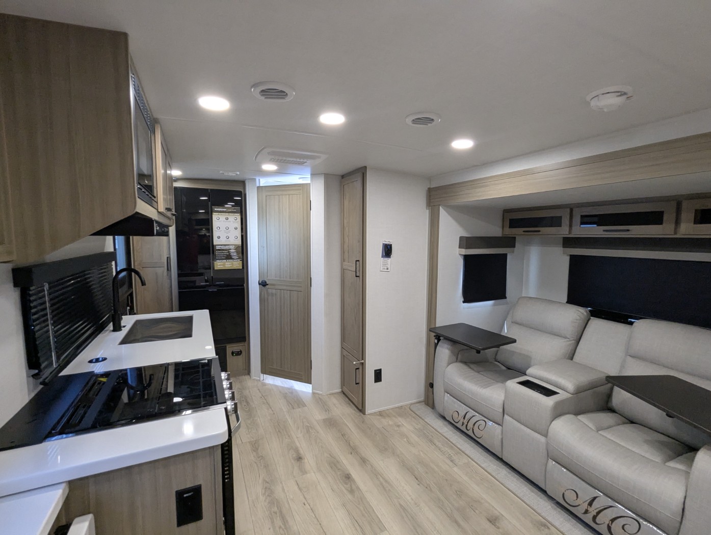 2027 Forest River Rockwood Mini Lite 2205S - Image 21