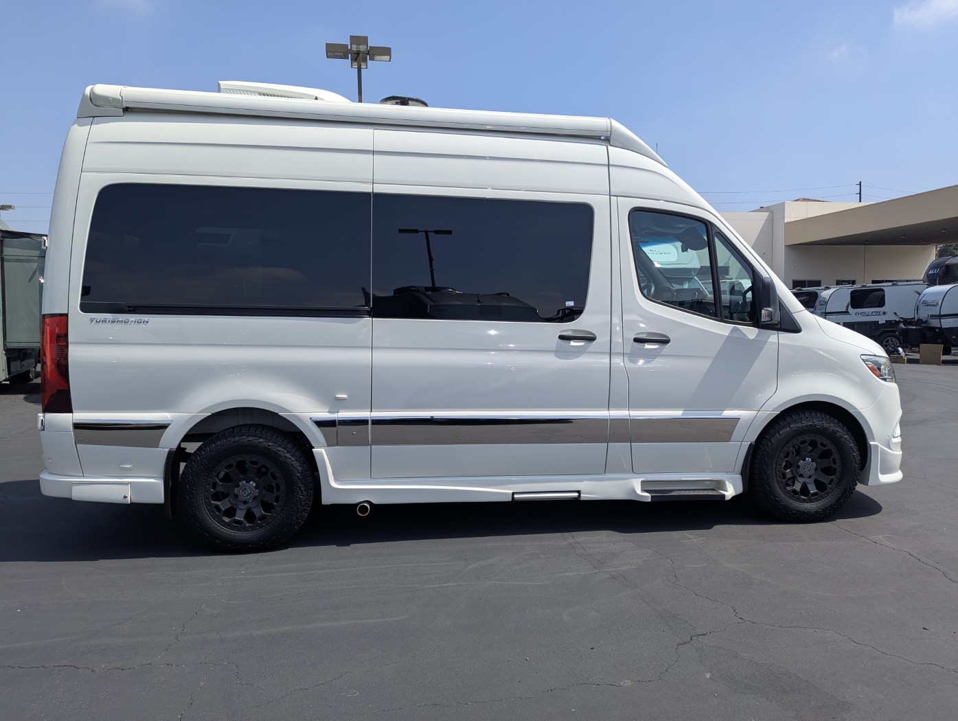 2024 Grech RV TURISMO-ion Twin - Image 7