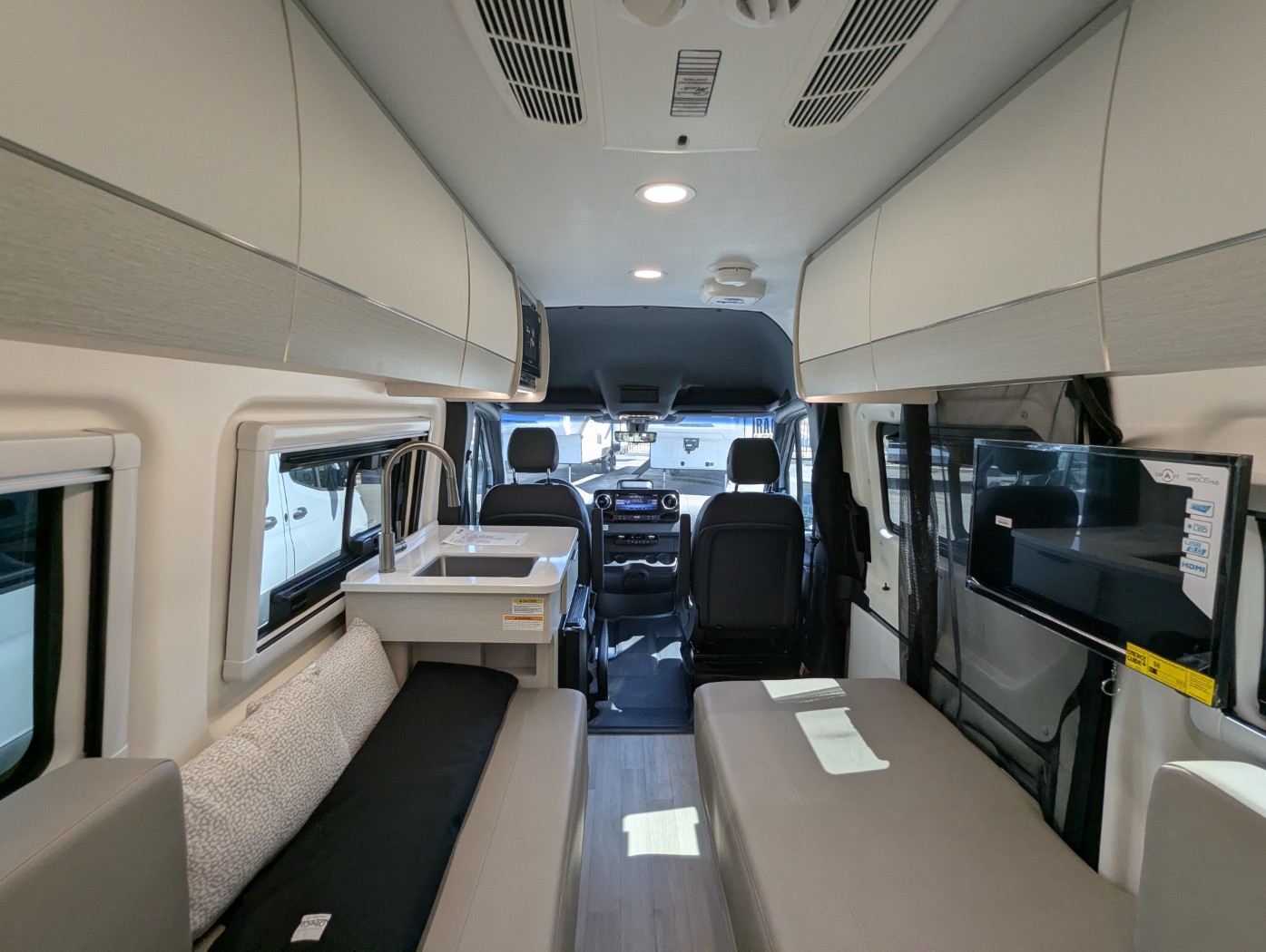 2027 Thor Motor Coach Tranquility 19A - Image 27