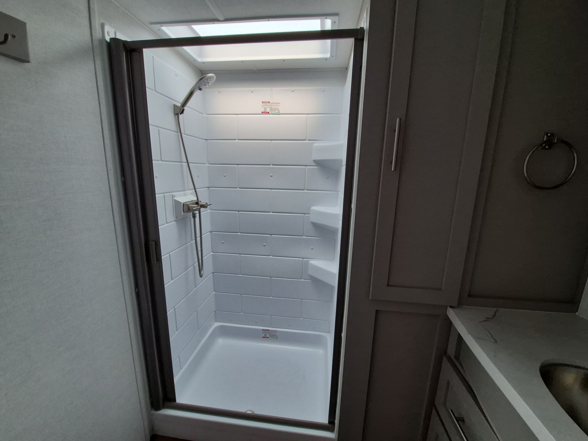 2026 Alliance RV Avenue 25RL - Image 55