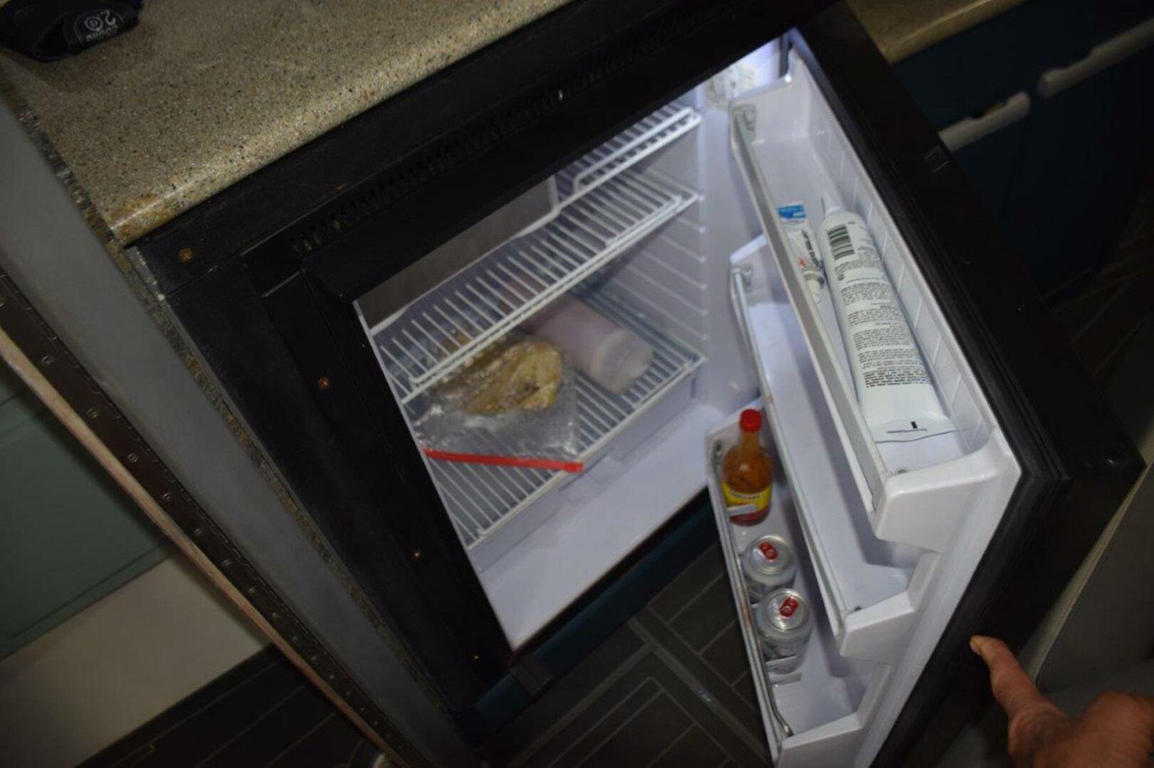 1995 Blackfin Combi 33 - Image 32