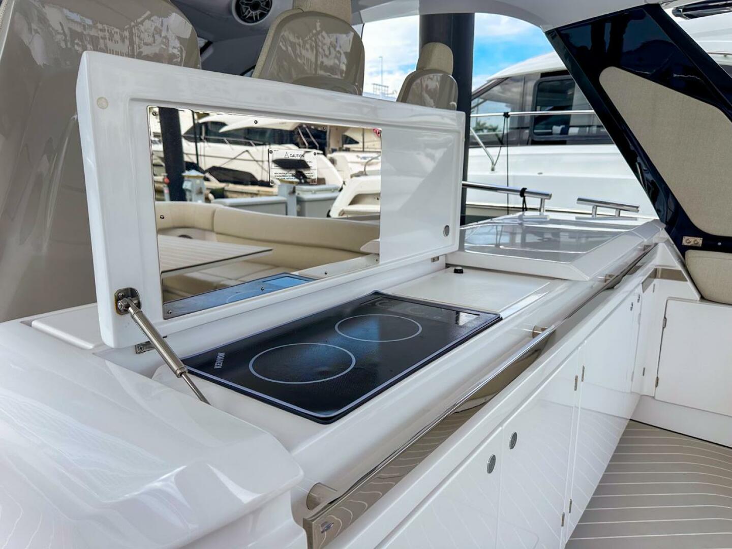 2023 Azimut Verve 47 - Image 12