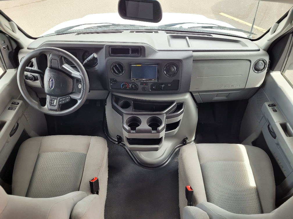 2024 Forest River Sunseeker LE 2550DSLE - Image 4
