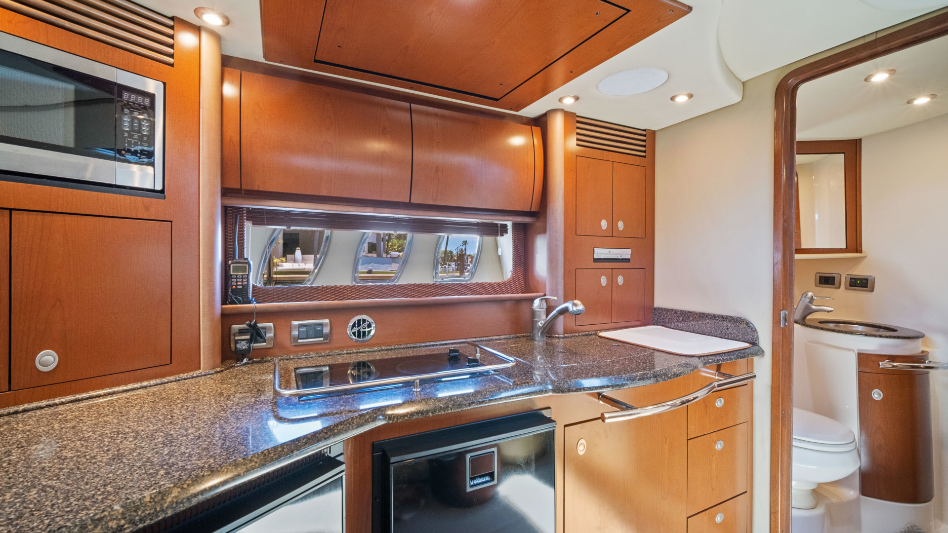 2007 Sea Ray 40 Sundancer - Image 36