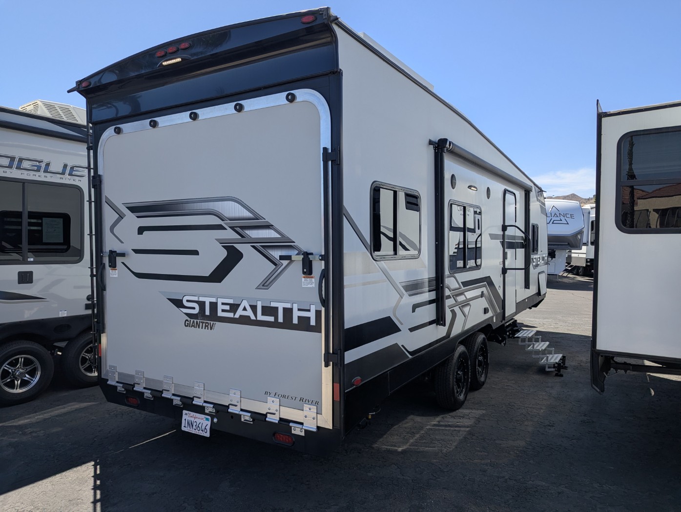2021 Forest River Stealth FQ2413 - Image 5