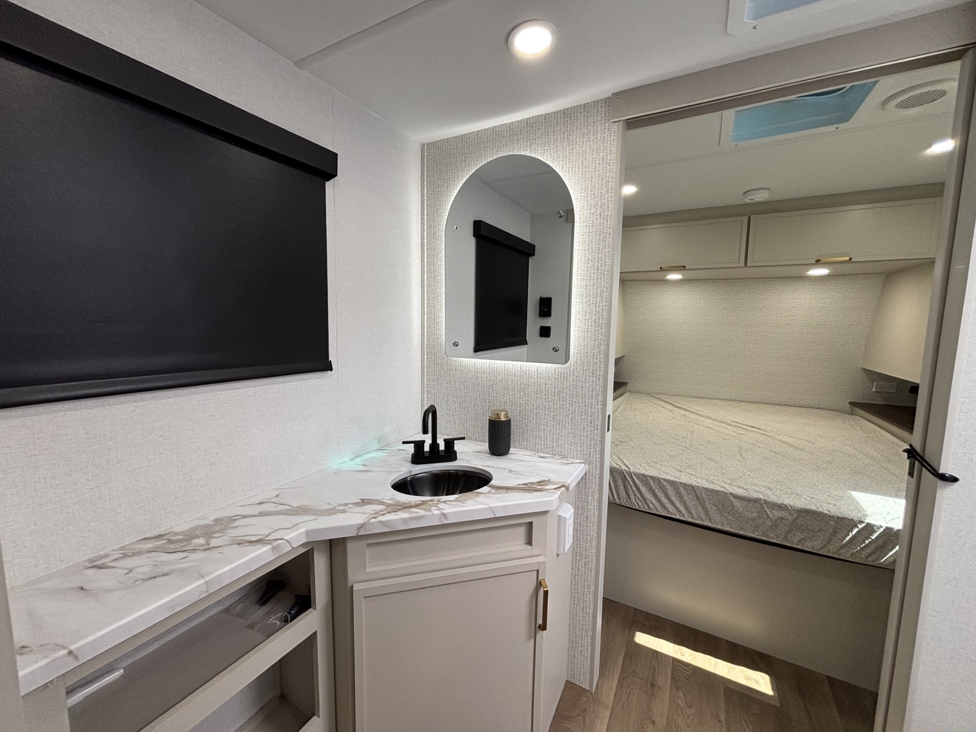 2027 Grand Design Imagine XLS 23LDE - Image 18
