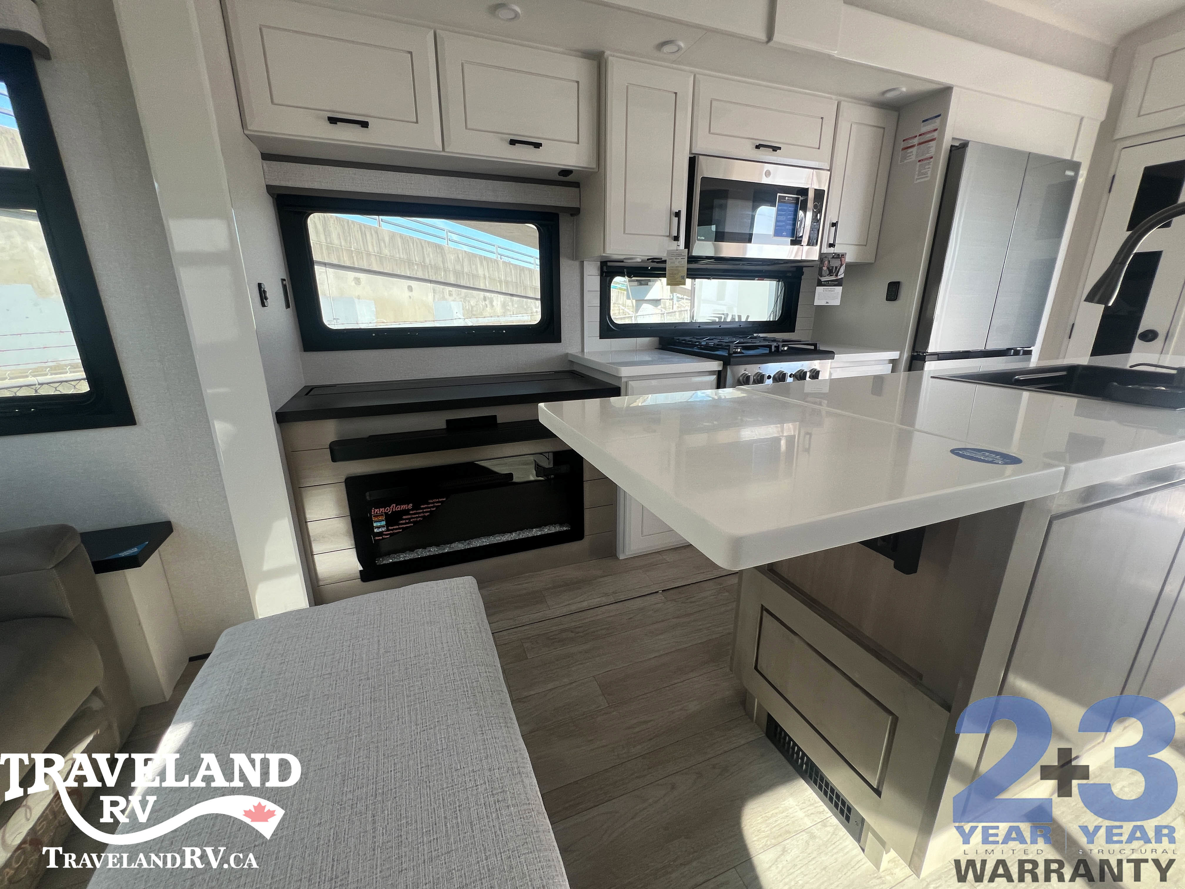 2026 Jayco Pinnacle 36FBTS - Image 11