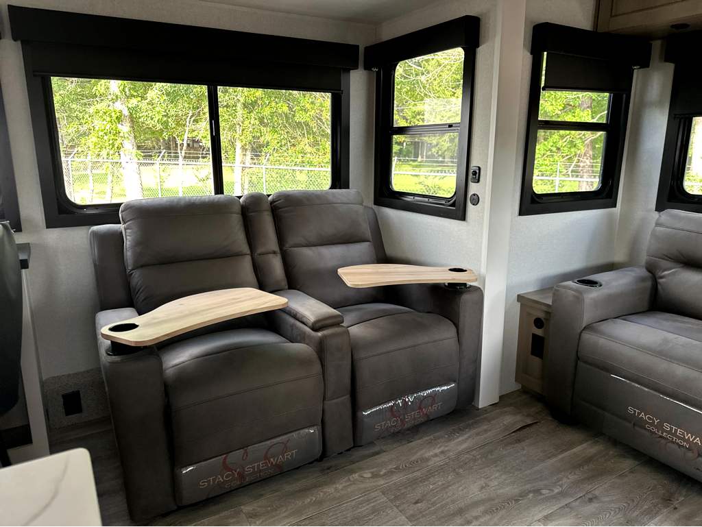 2026 JAYCO EAGLE 321RSTS - Image 25