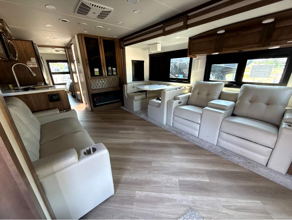 2026 ENTEGRA COACH ACCOLADE 37M - Image 13
