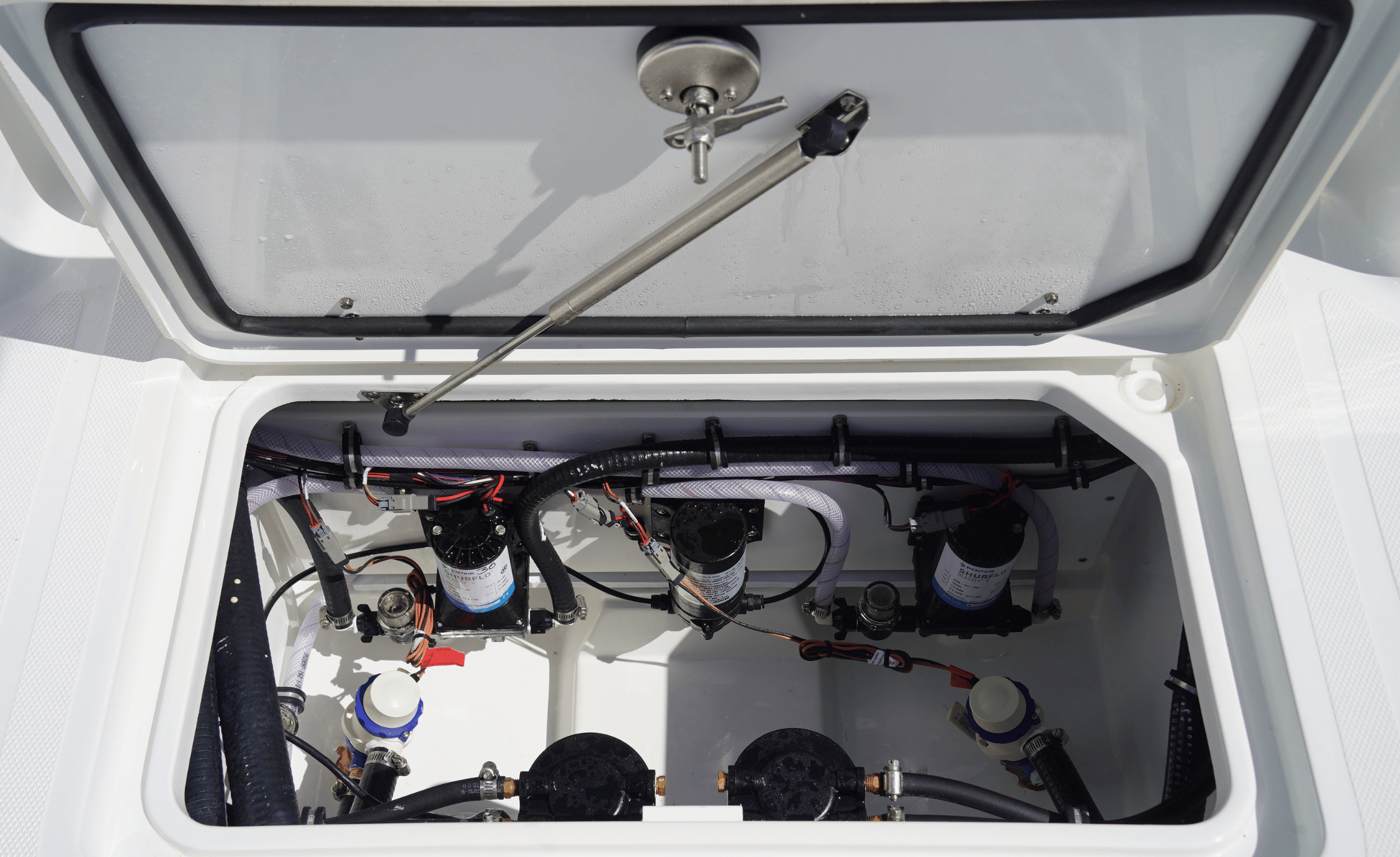 2027 SEA HUNT GAMEFISH 30FS - Image 27