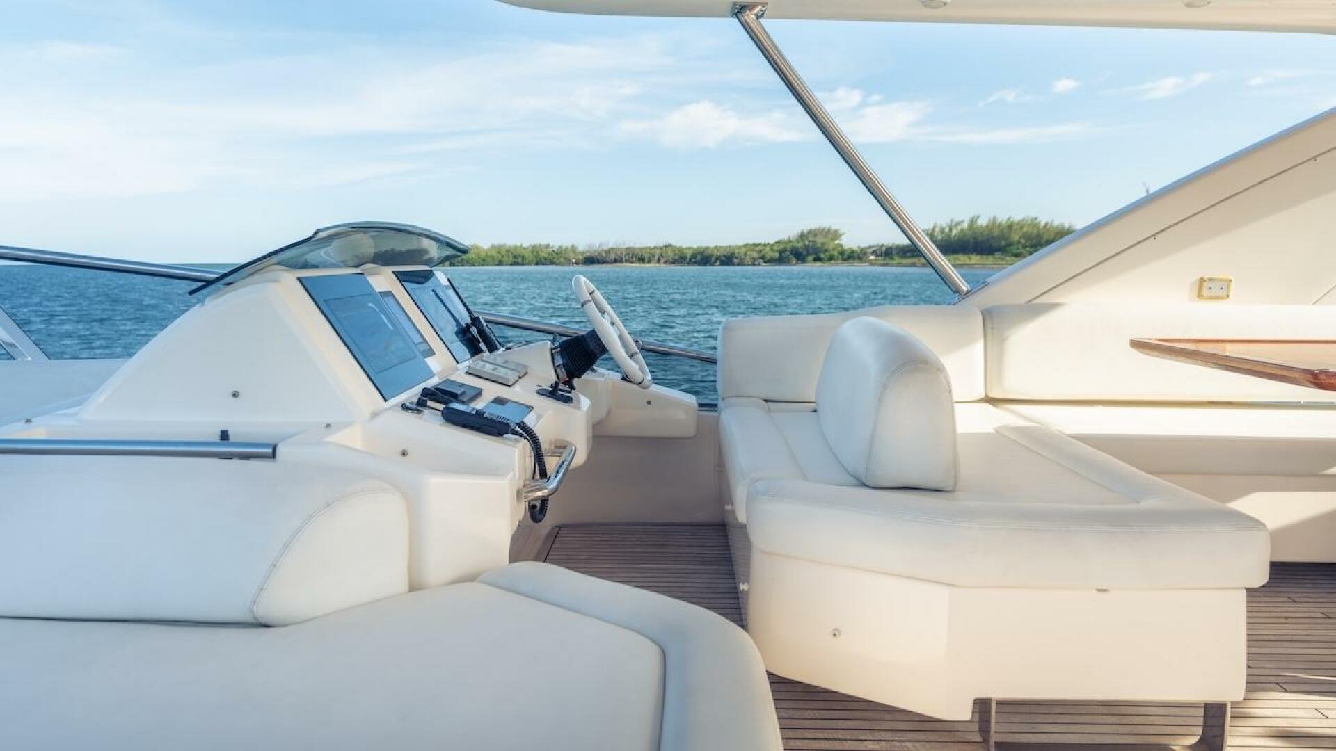2012 Azimut Evolution - Image 34