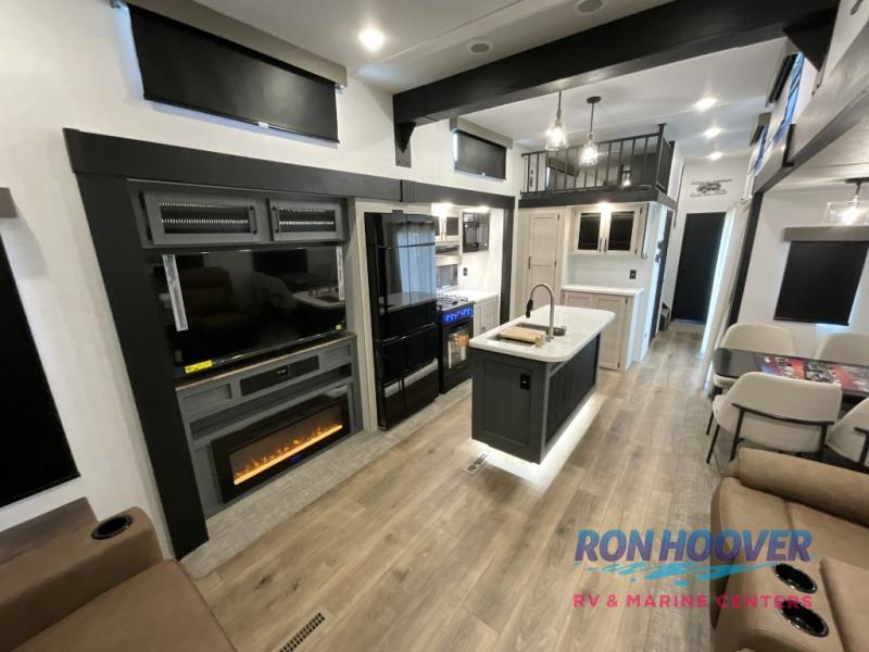 2026 PALOMINO PUMA 401LFT - Image 28