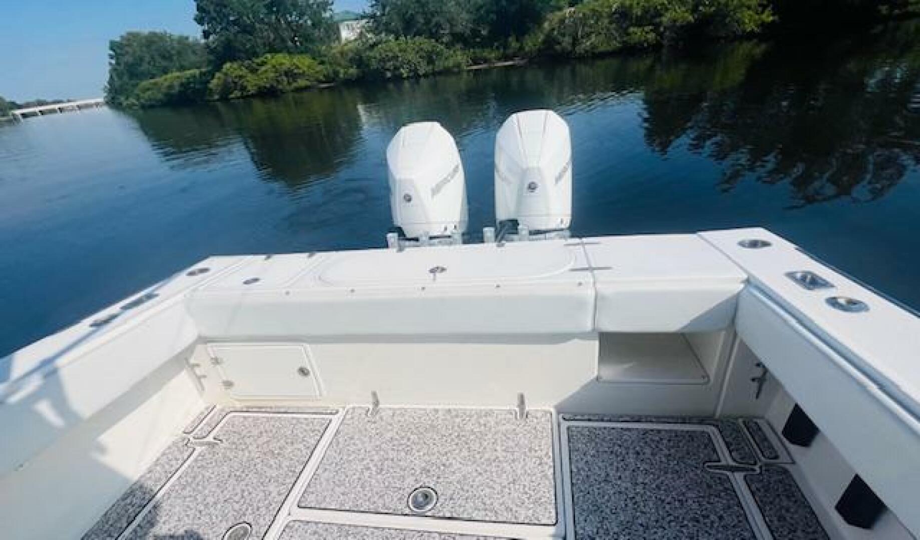 1999 Venture 34 Walkaround with Tower - Image 28