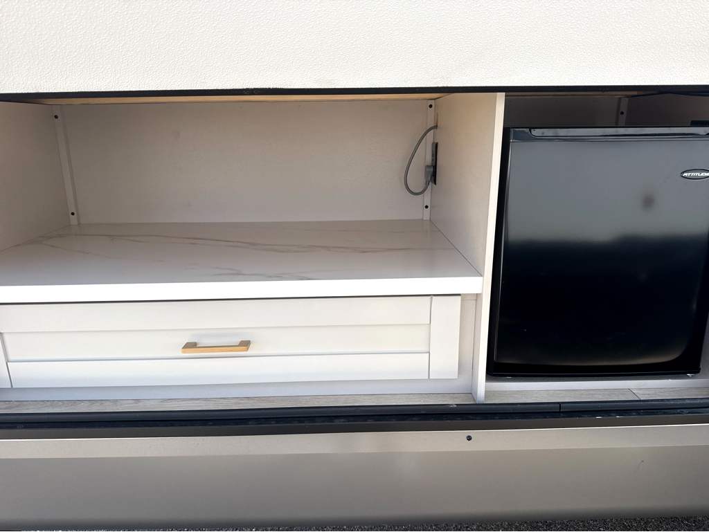 2027 JAYCO JAY FLIGHT 330TBS - Image 6