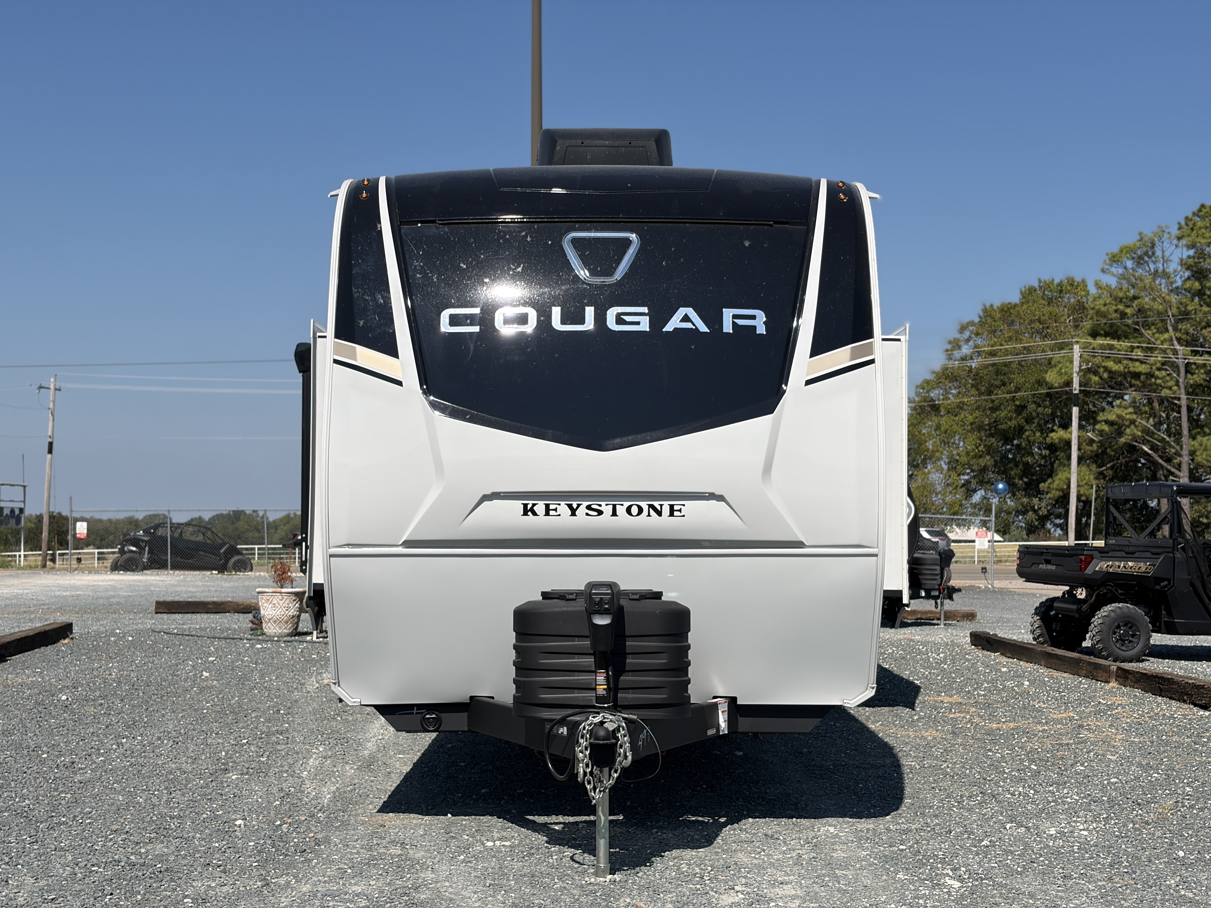 2027 Keystone COUGAR HALF-TON 29RKE - Image 2