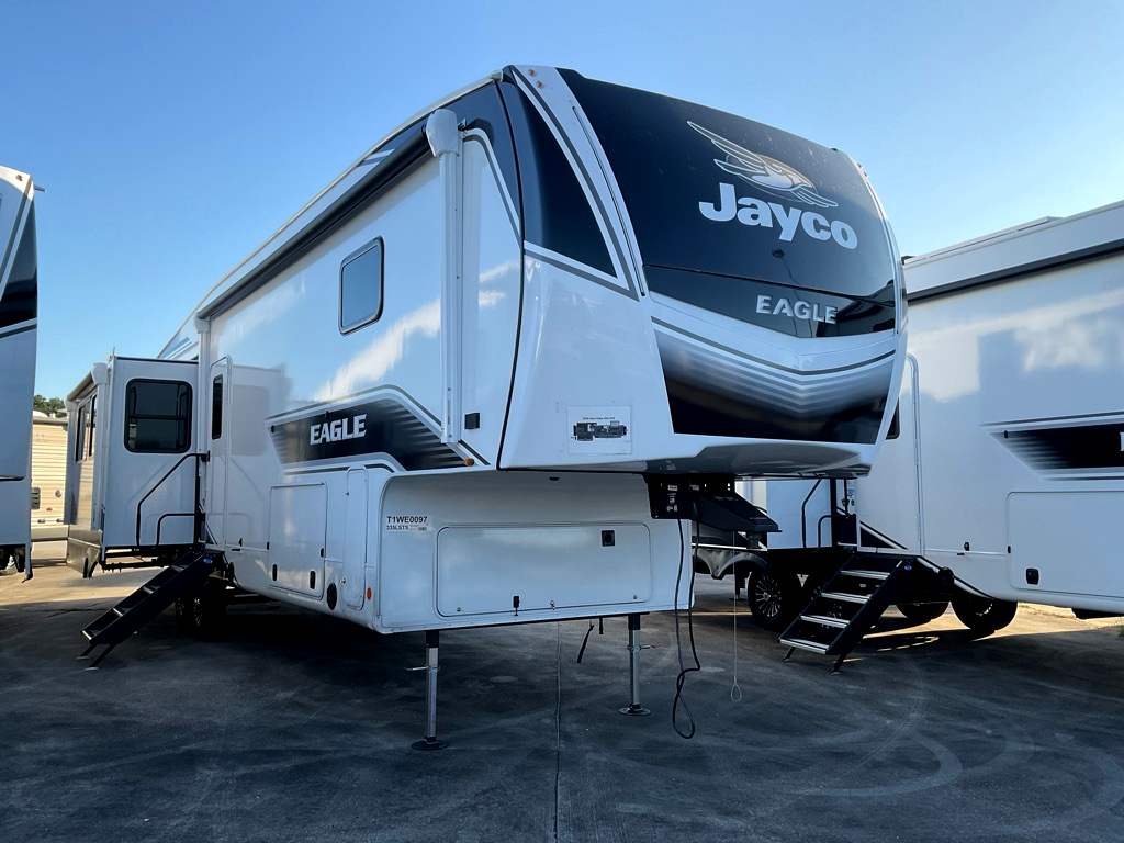 2026 JAYCO Eagle 335 LSTS - Image 2