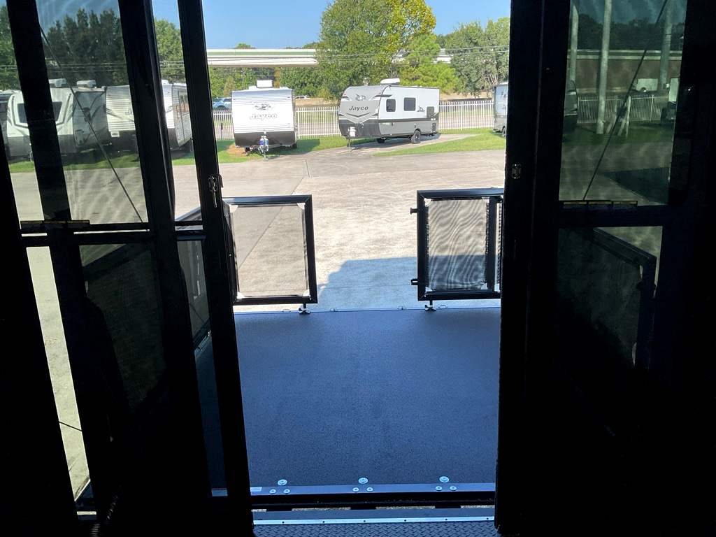 2026 JAYCO SEISMIC 395 - Image 48