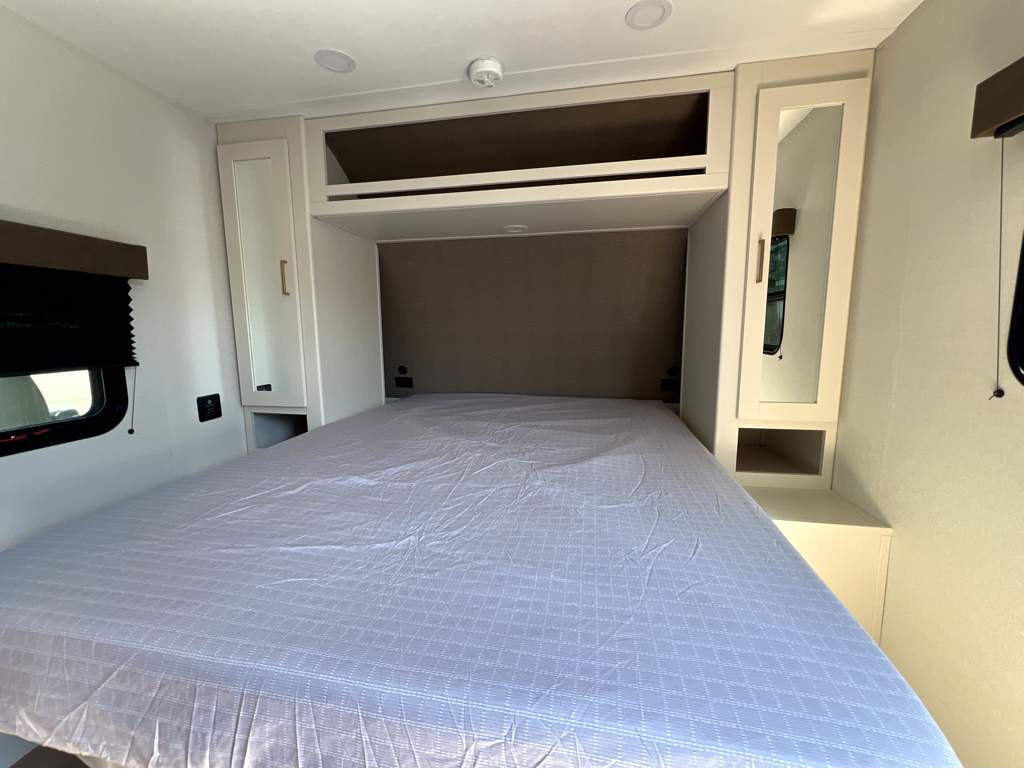 2026 GRAND DESIGN TRANSCEND 19BHX - Image 21