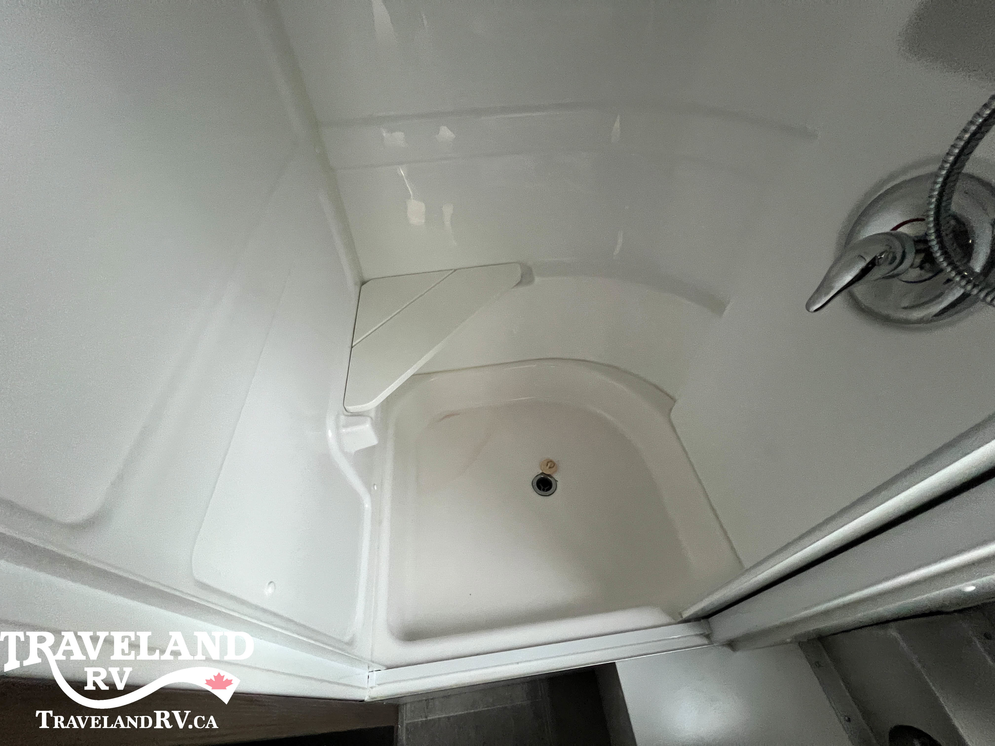 2024 Airstream Caravel 19CB - Image 18