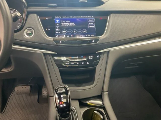2023 Cadillac XT5 Util 4D Prem Luxury Platinum AWD I4 - Image 16