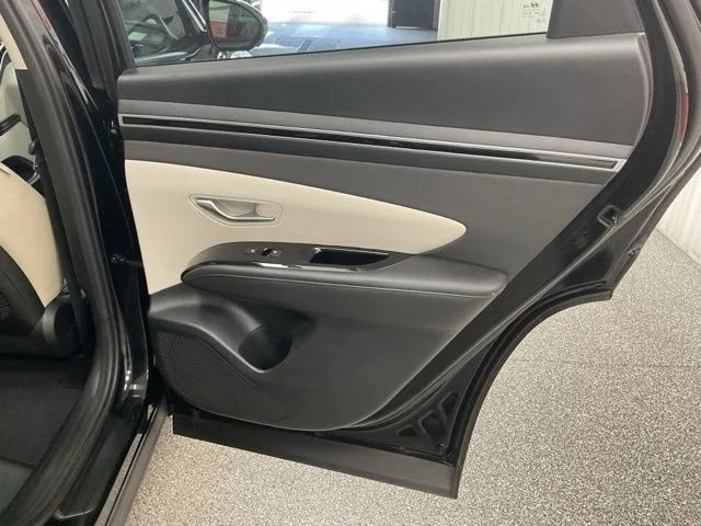 2023 Hyundai Tucson Utility 4D Limited AWD - Image 22
