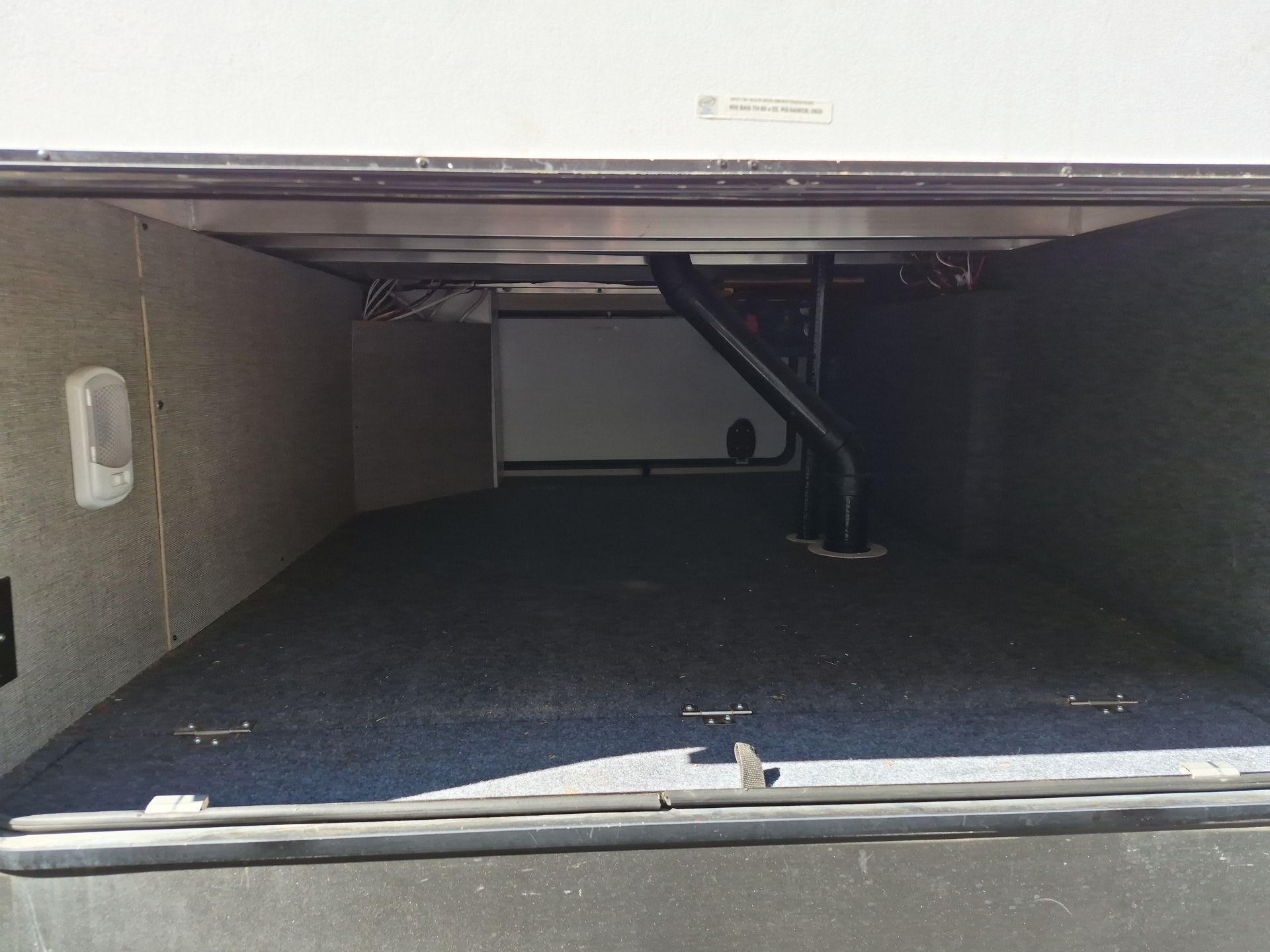 2017 Keystone Cougar 326RDS - Image 11