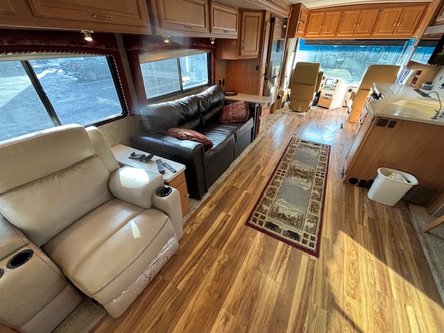 2007 WINNEBAGO TOUR 40TD - Image 32