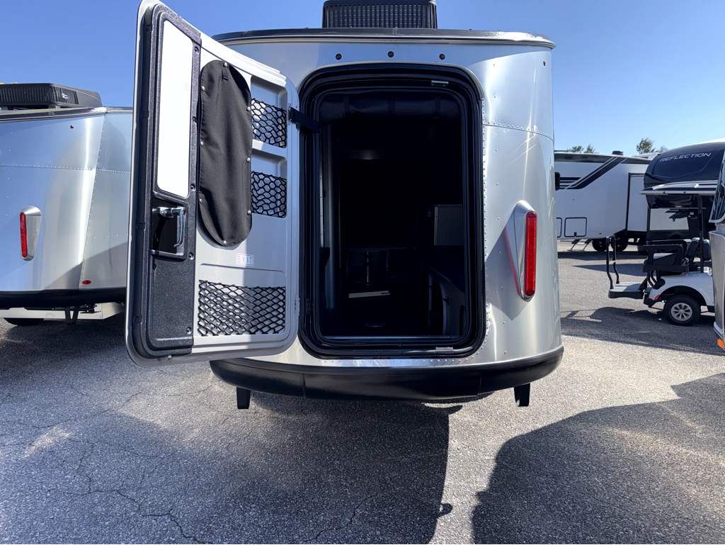 2026 AIRSTREAM Basecamp 20X - Image 10