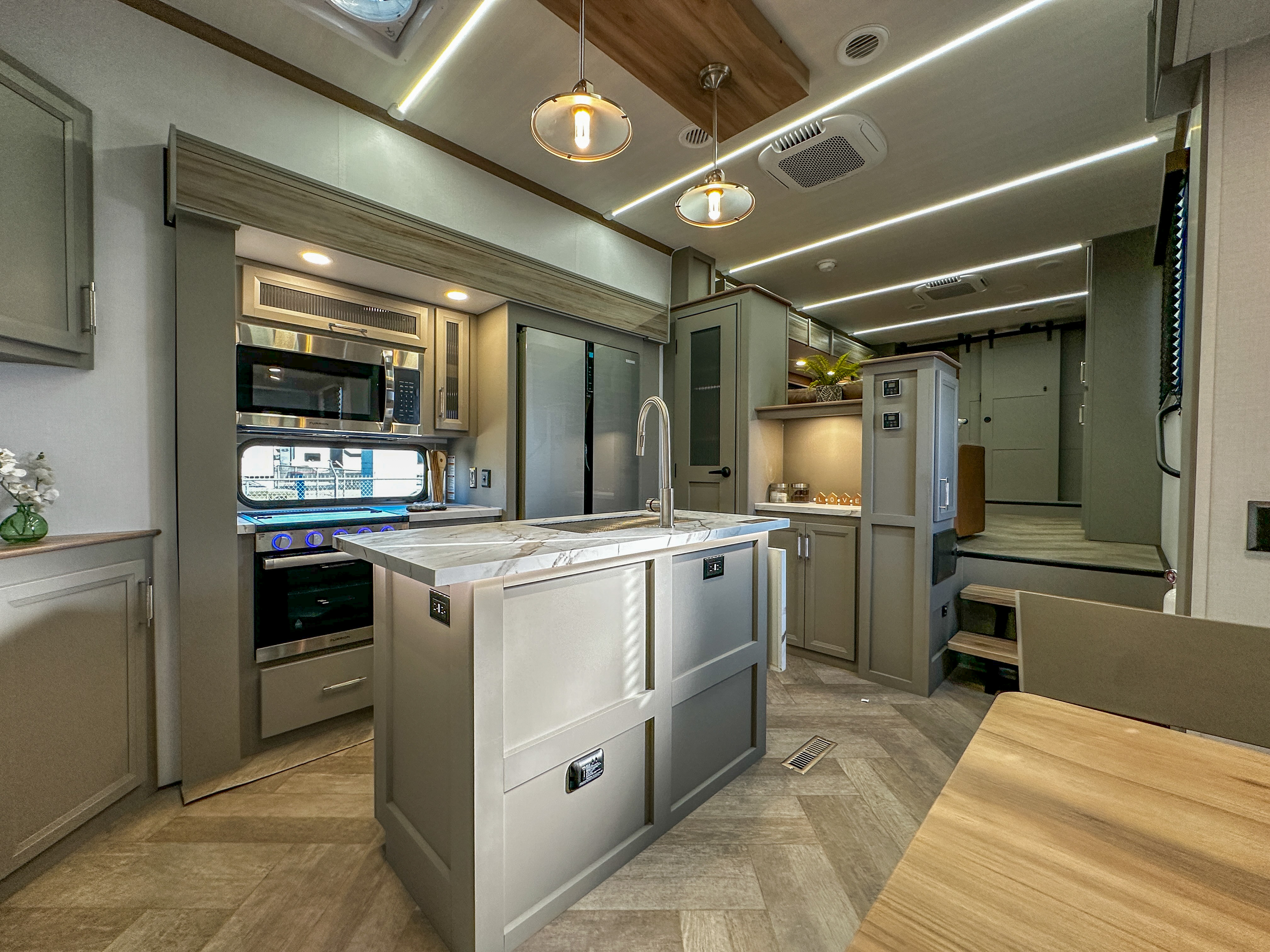 2026 Keystone Sprinter 3800FLB - Image 23