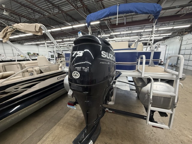 2012 SUN TRACKER FISHING BARGE 20DLX - Image 3
