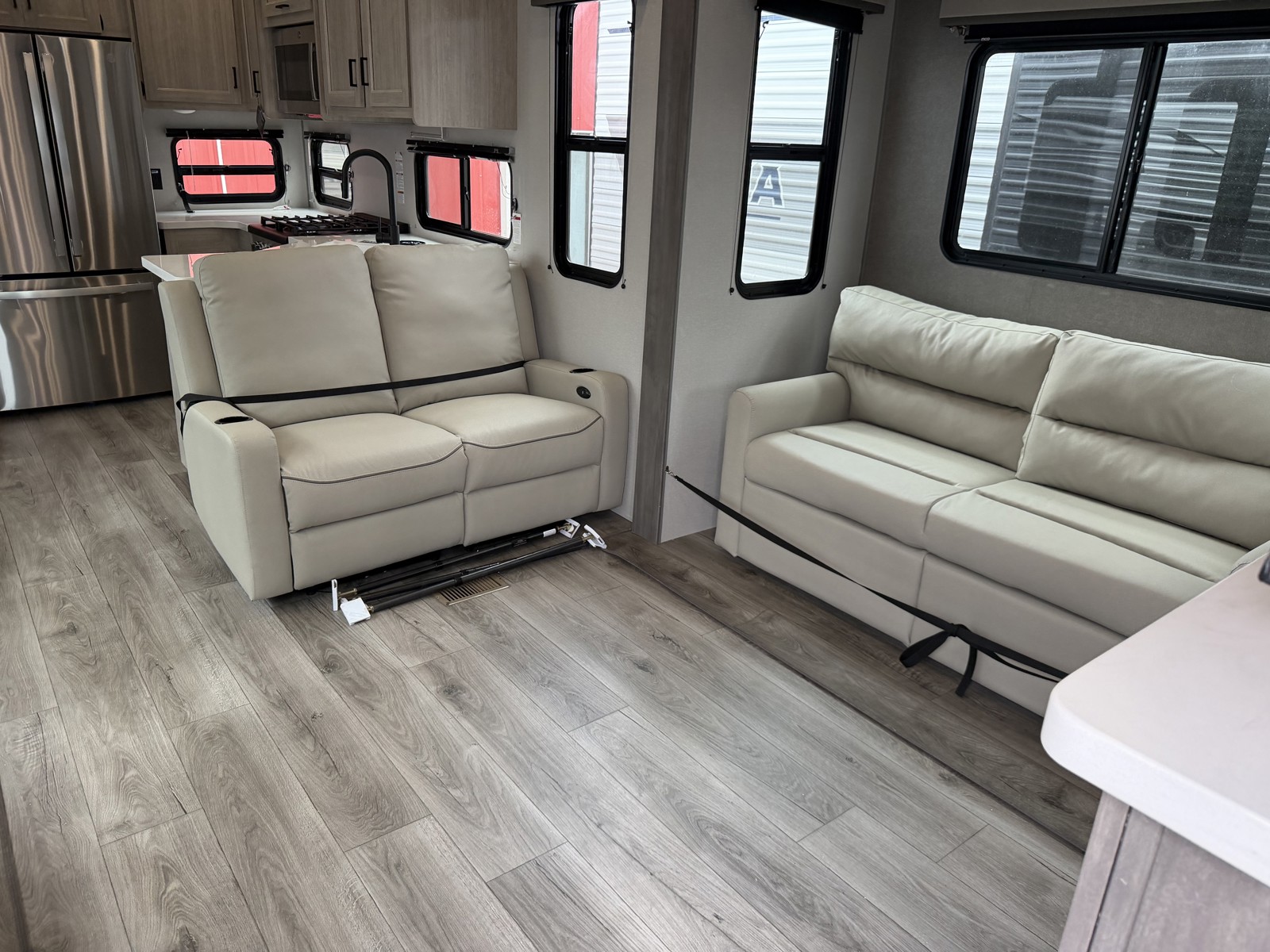 2026 COACHMEN CATALINA 44CONDO - Image 3
