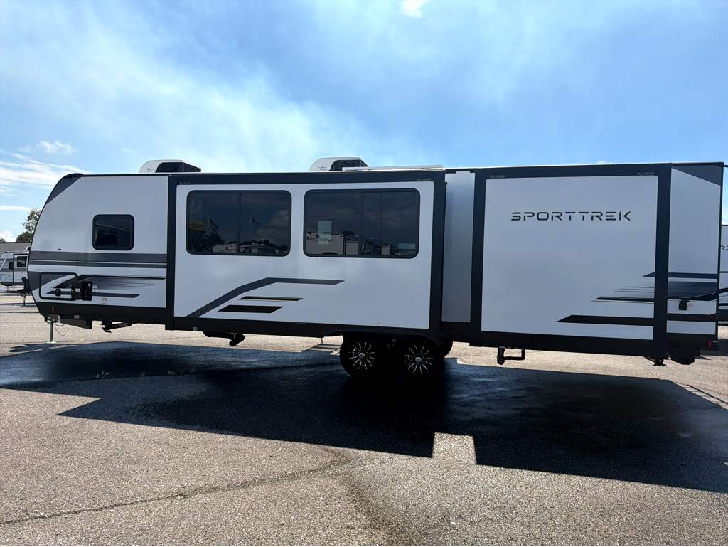 2027 VENTURE RV SPORTTREK 333VIK - Image 6