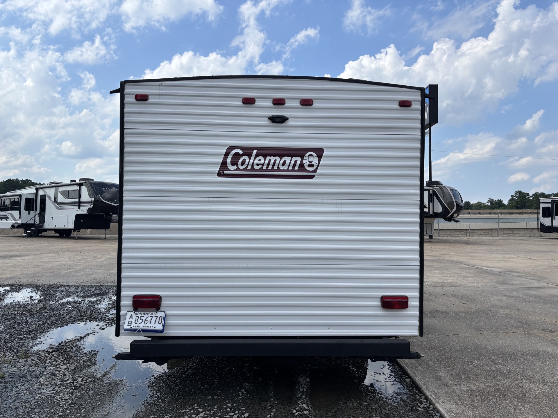 2023 Dutchmen Coleman 17B - Image 7