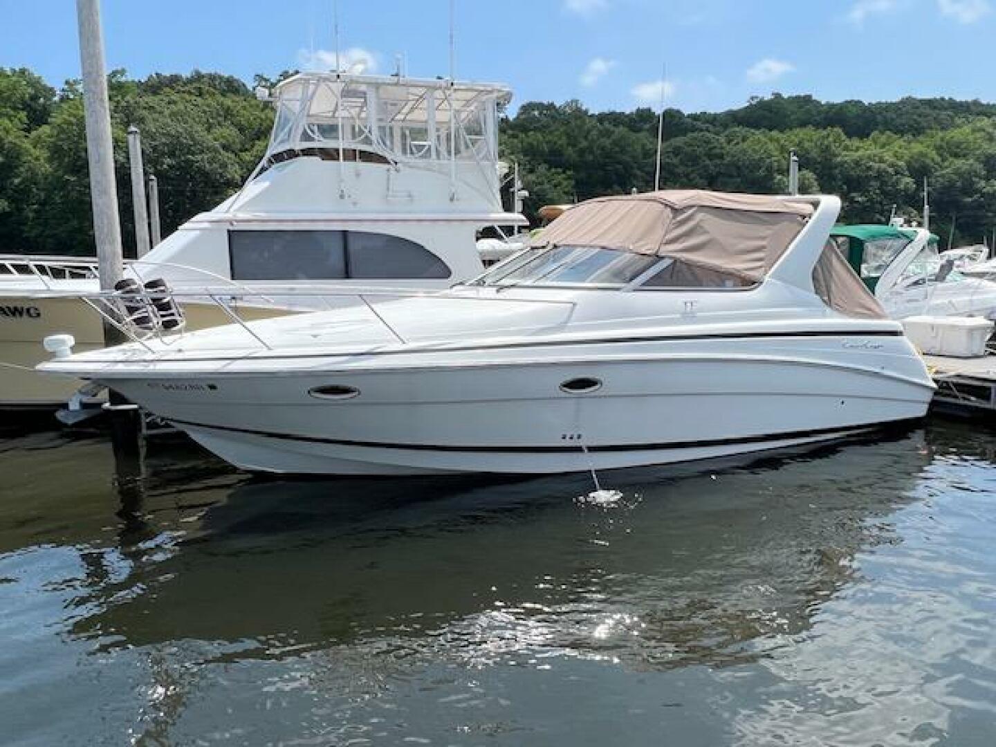 1998 Chris-Craft 320 Express Cruiser - Image 1