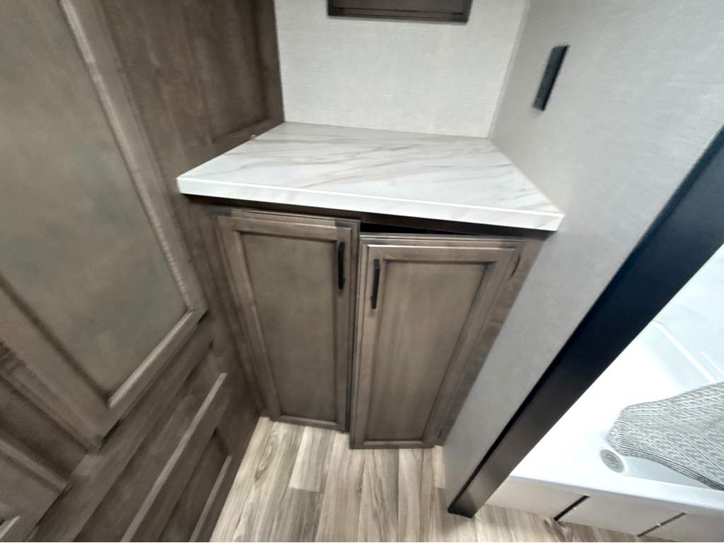 2024 VENTURE RV STRATUS 261VRB - Image 23