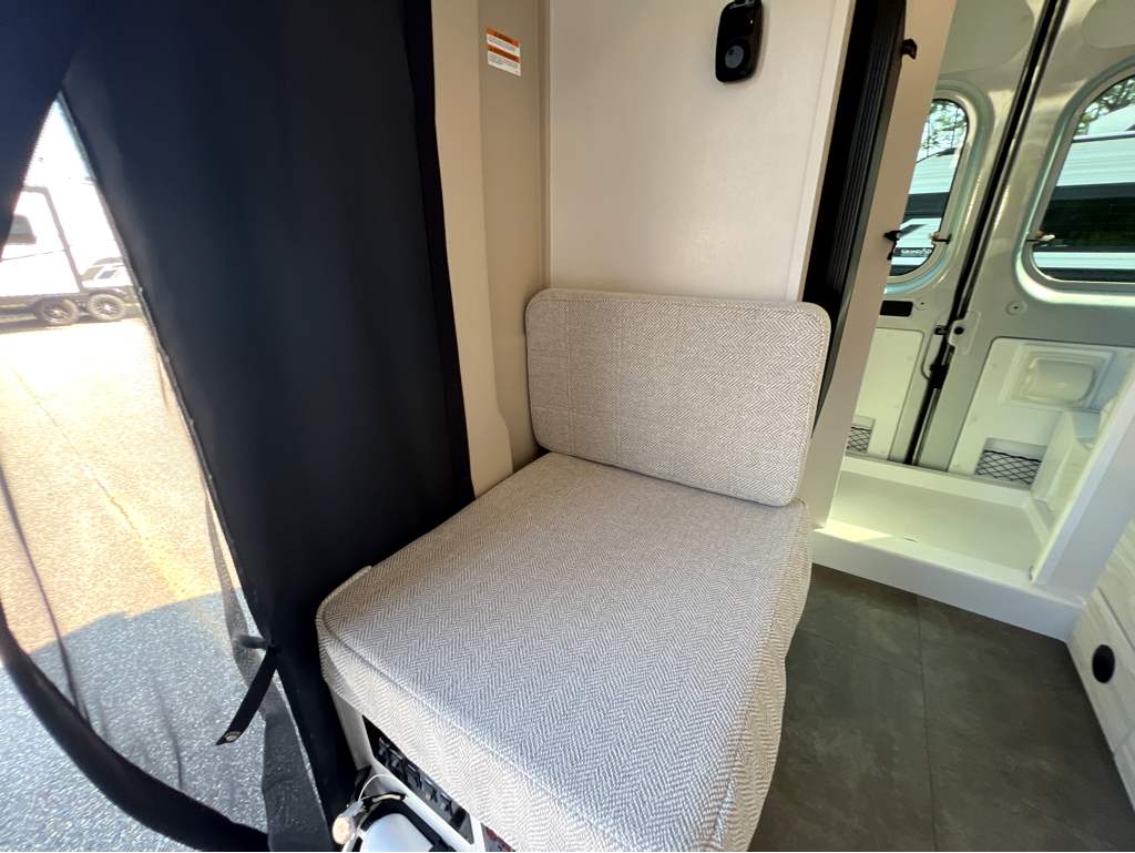 2026 ENTEGRA COACH ARC 18C - Image 7