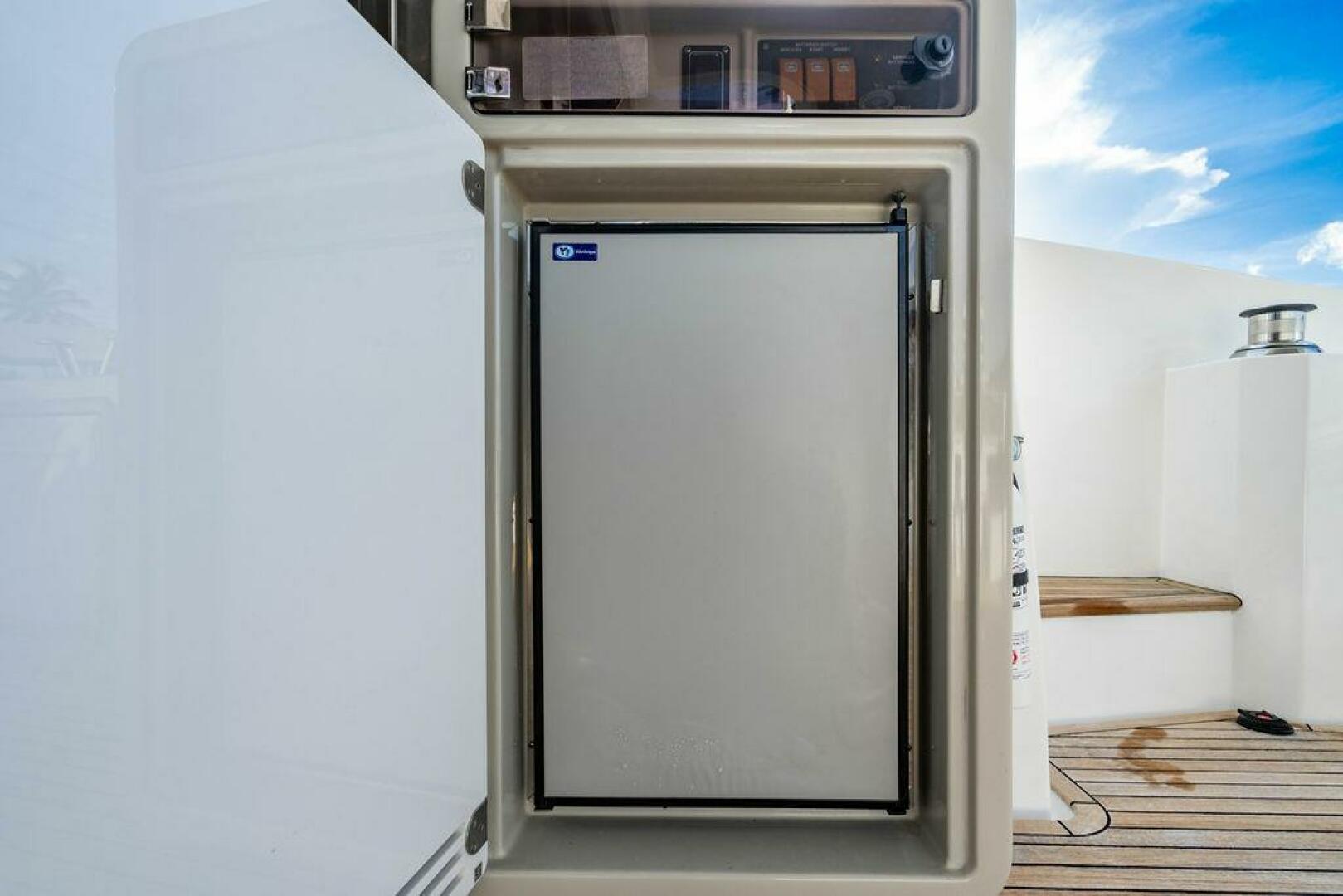 2015 Azimut Fly 50 - Image 28