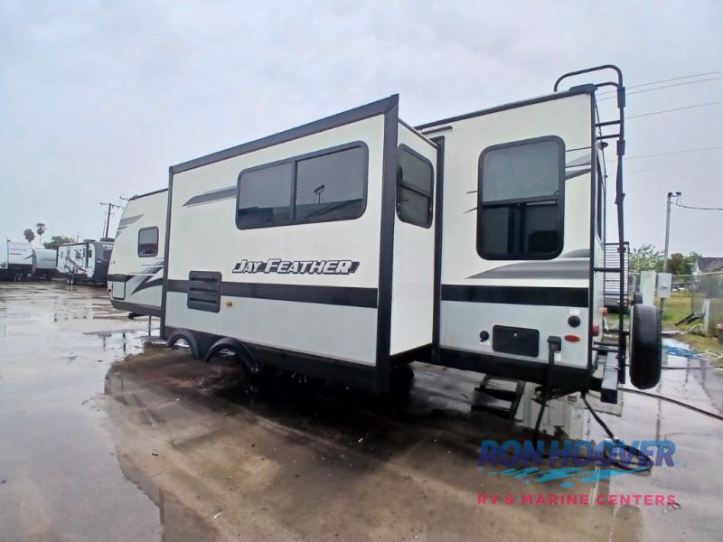 2023 JAYCO 26RL - Image 4
