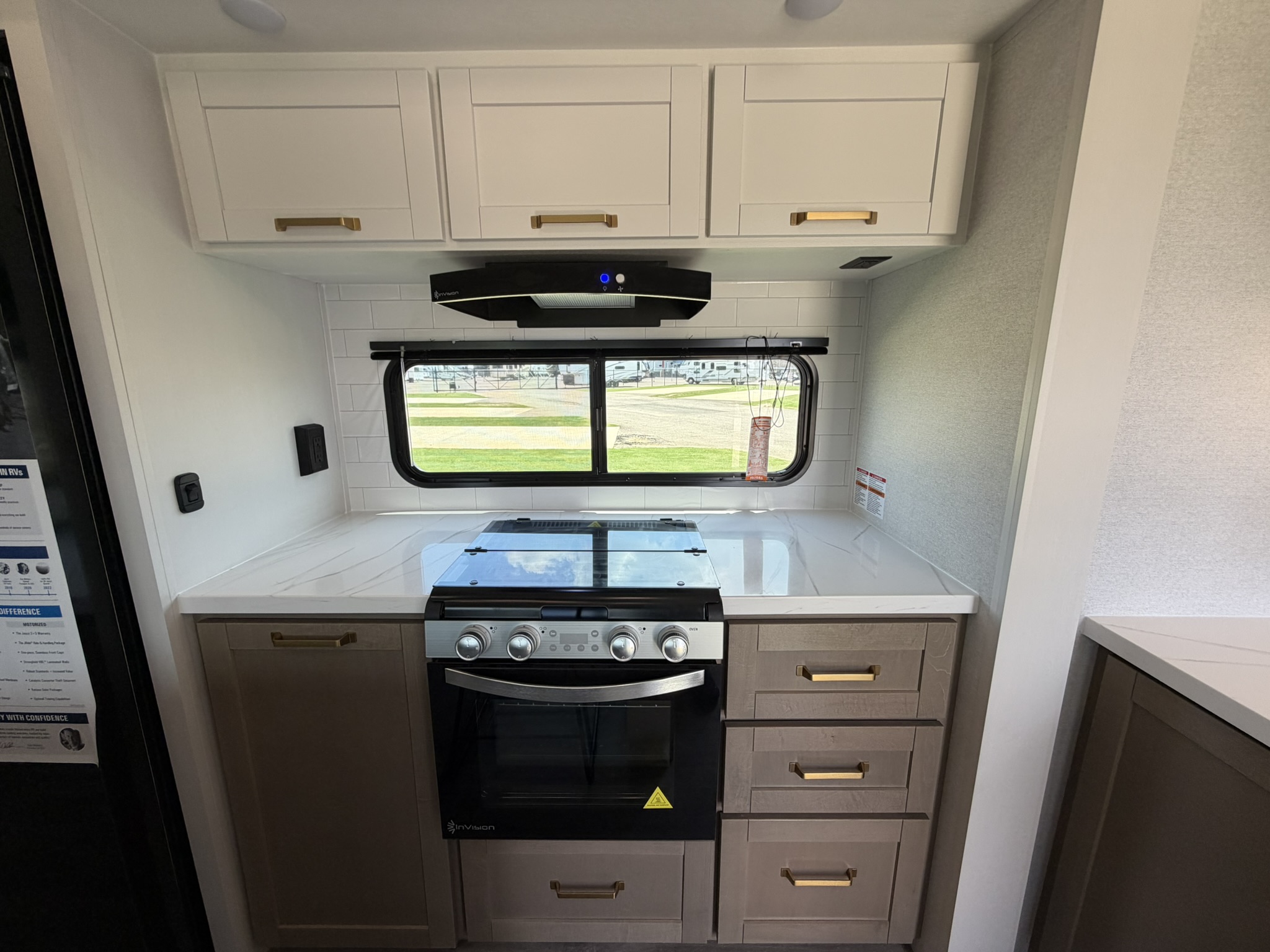 2027 JAYCO EAGLE 367TBTS - Image 18
