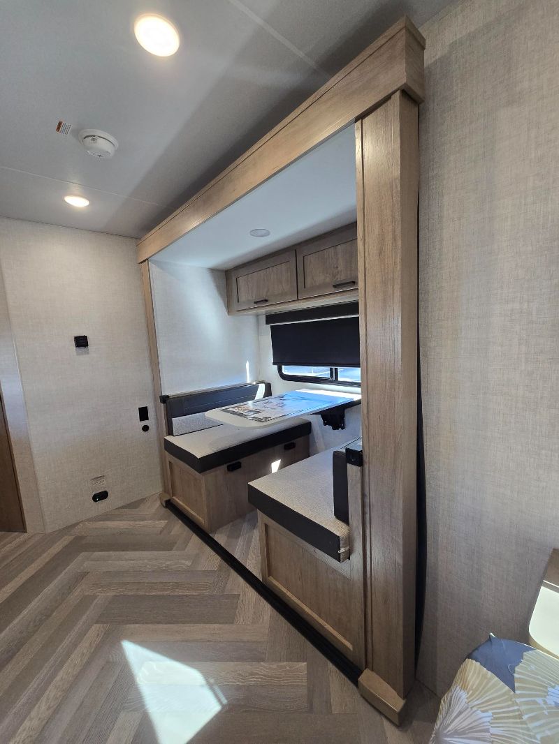 2026 Ember RV E-Series 18FBE - Image 14