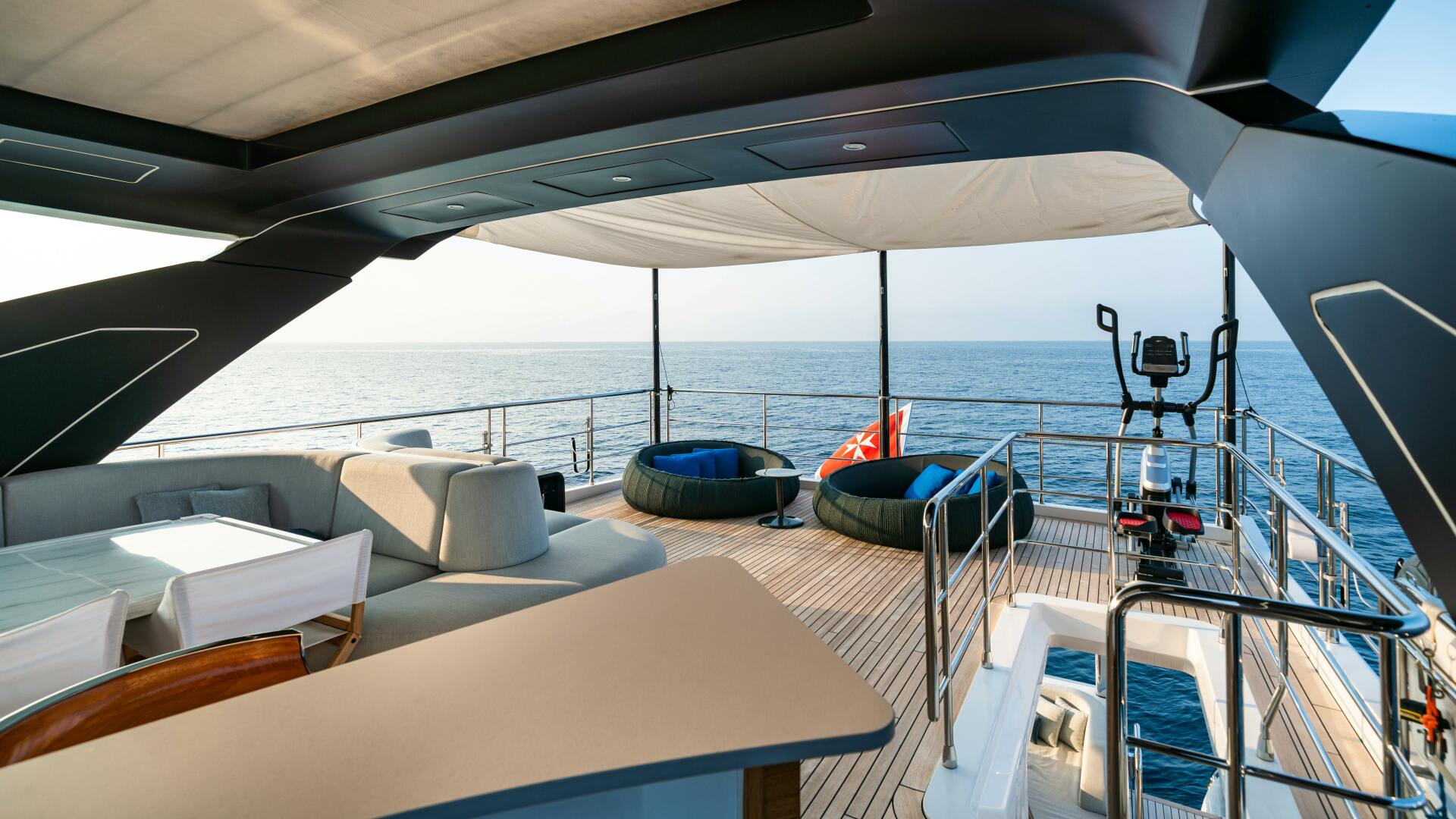 2020 Azimut Grande 27M Base - Image 11