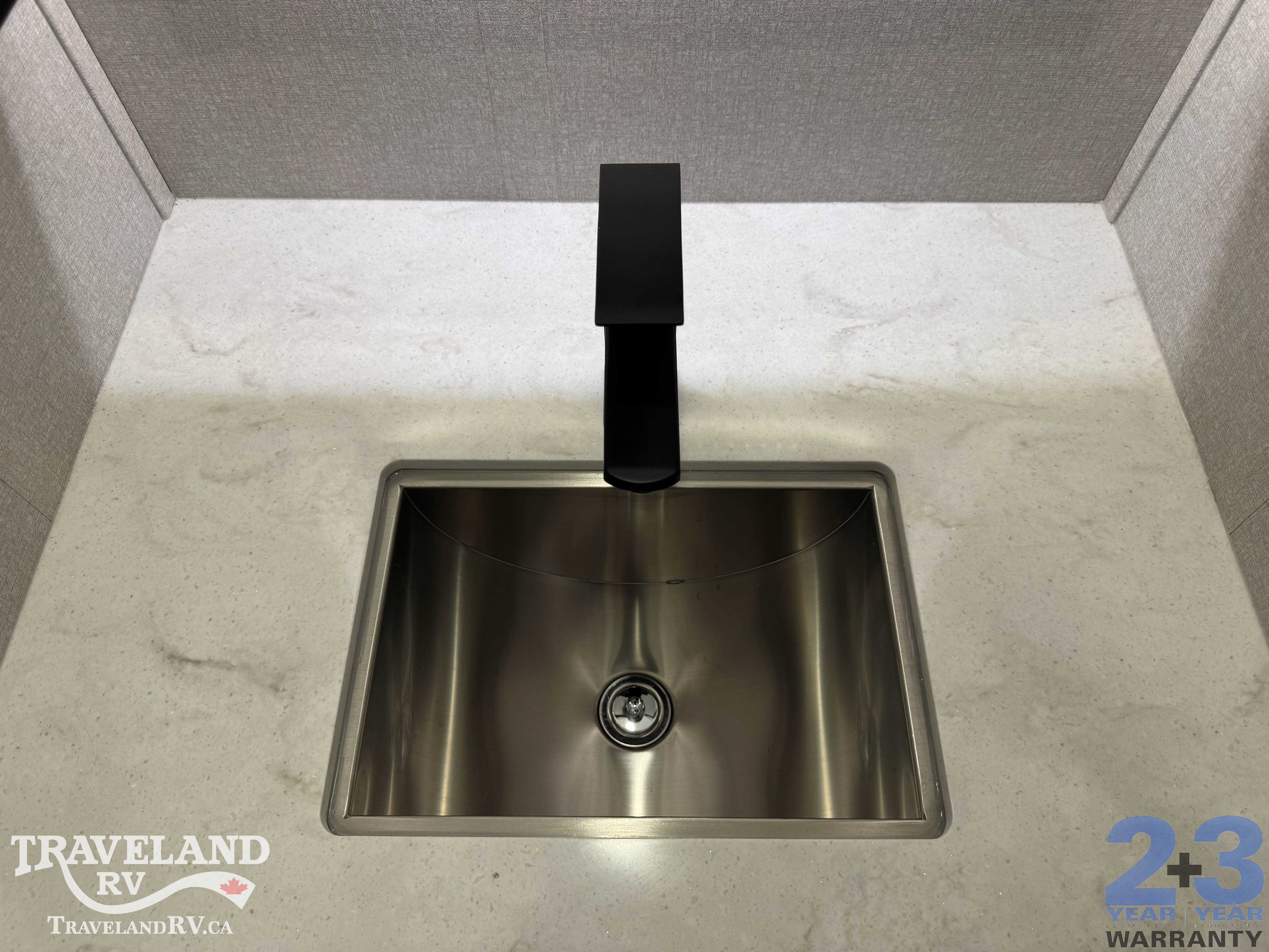 2026 Jayco North Point 382FLRB - Image 25