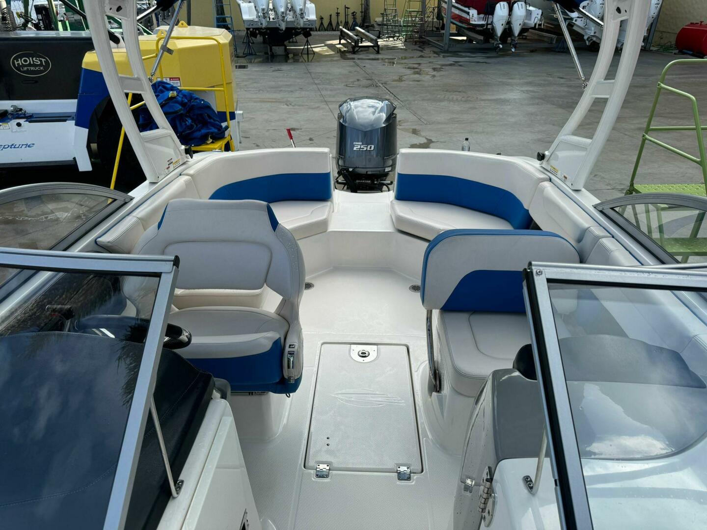 2017 Chaparral 250 Suncoast - Image 11