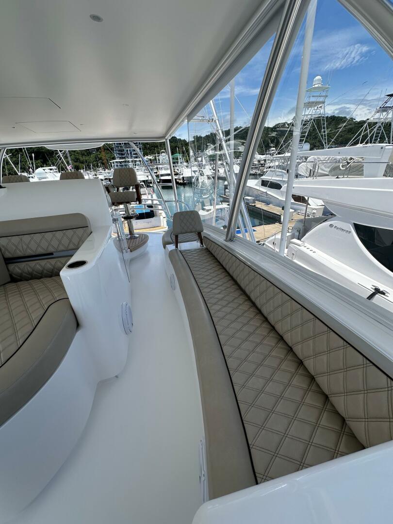 2025 Viking 82 Convertible - Image 52